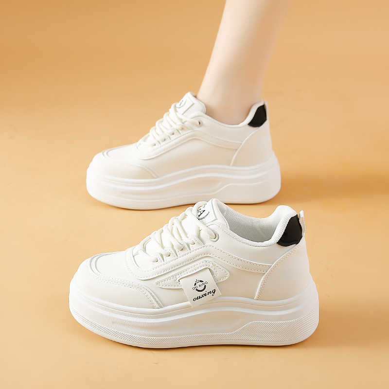Women'S Shoes To Buy - Перфорированная школьная женская обувь с круглыми