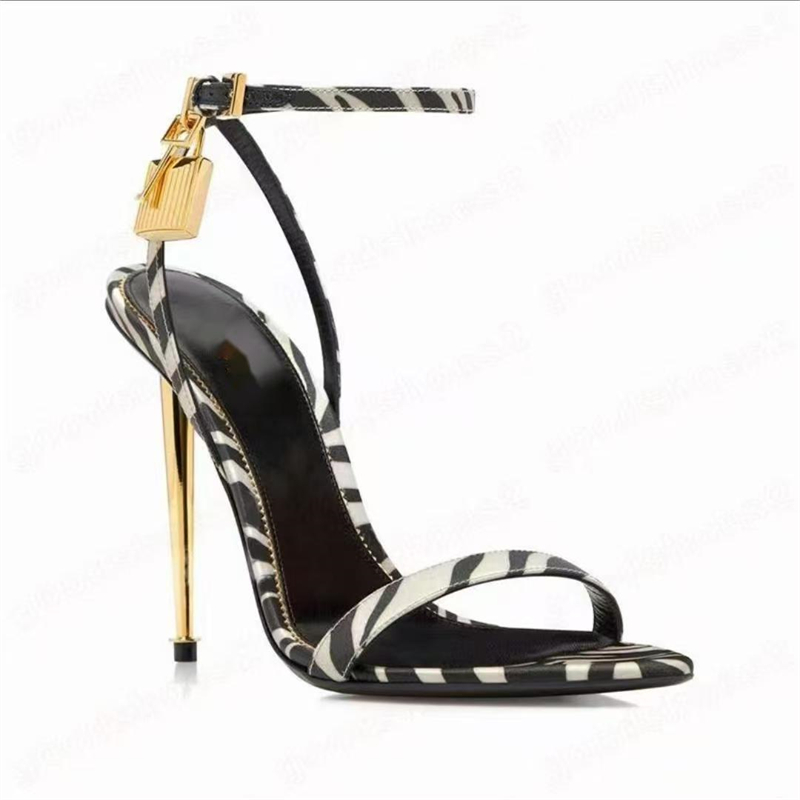 Однотонные женские сандалии с  – обзор и цена Platform Mule Heel