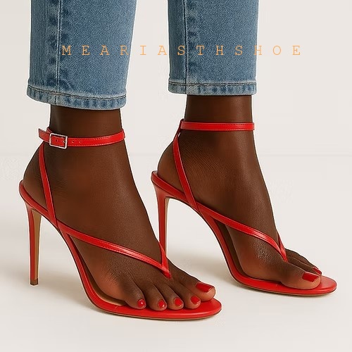 Бежевые и черные женские санда – обзор и цена Platform Mule Heel