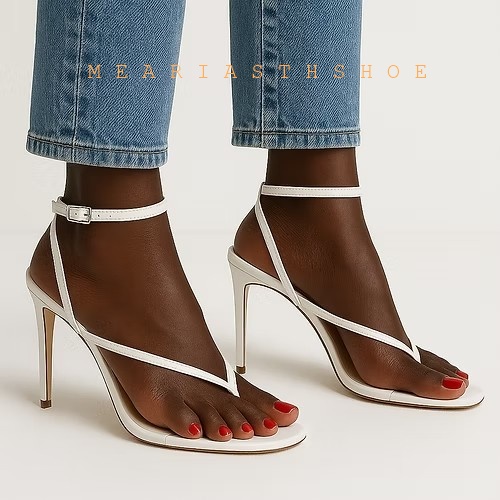 Бежевые и черные женские санда – обзор и цена Platform Mule Heel